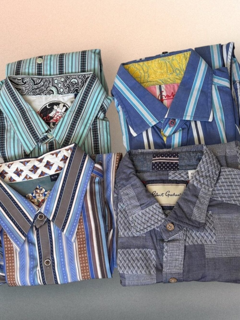 4 Robert Graham Shirts Size Large